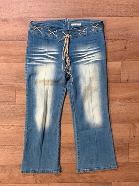 Y2K Forever 21 Size Medium Jeans Cropped Capri Fit 90s Bareback Made In USA Sexy